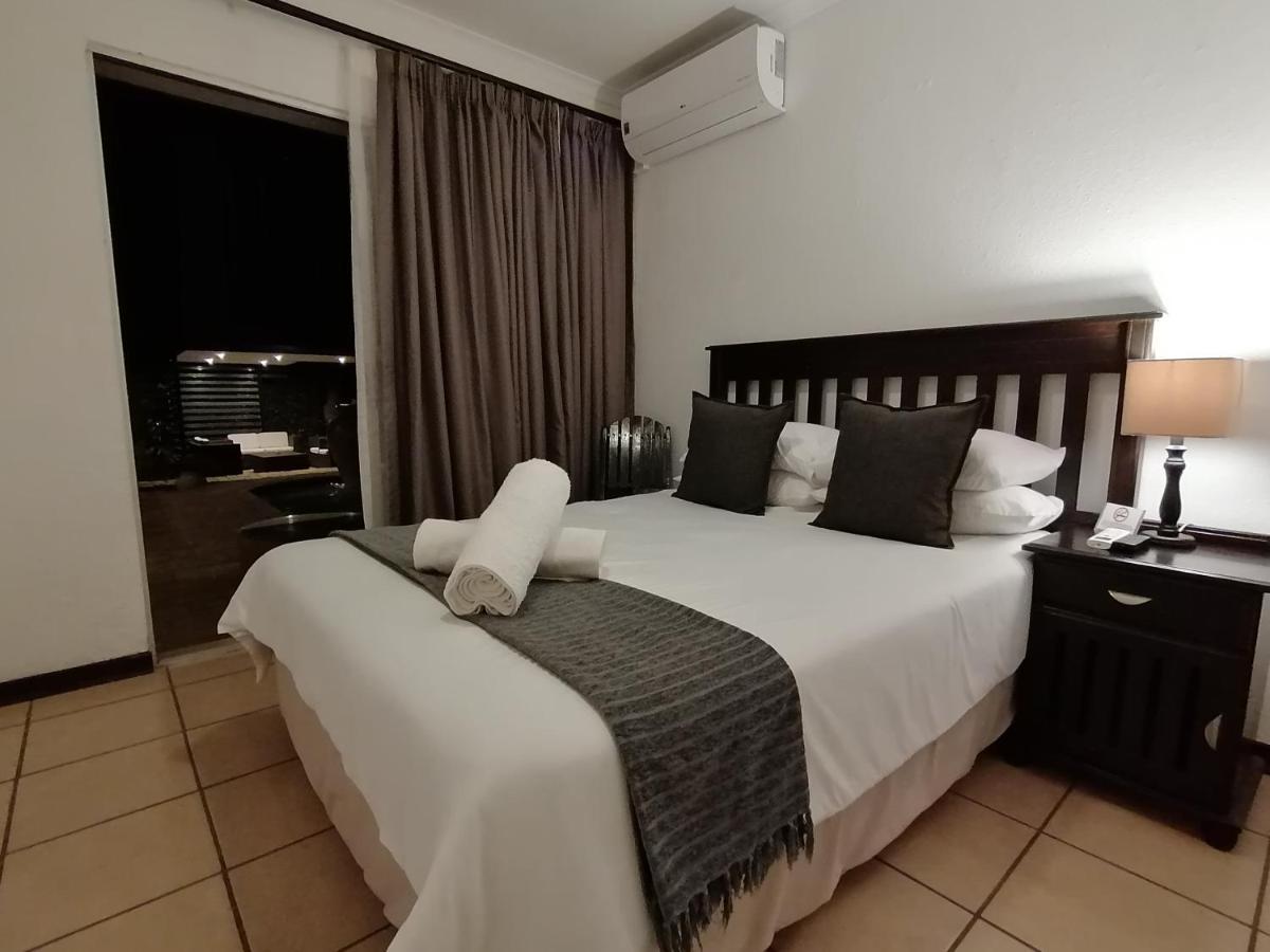 Fourways Bnb Johannesburg Esterno foto