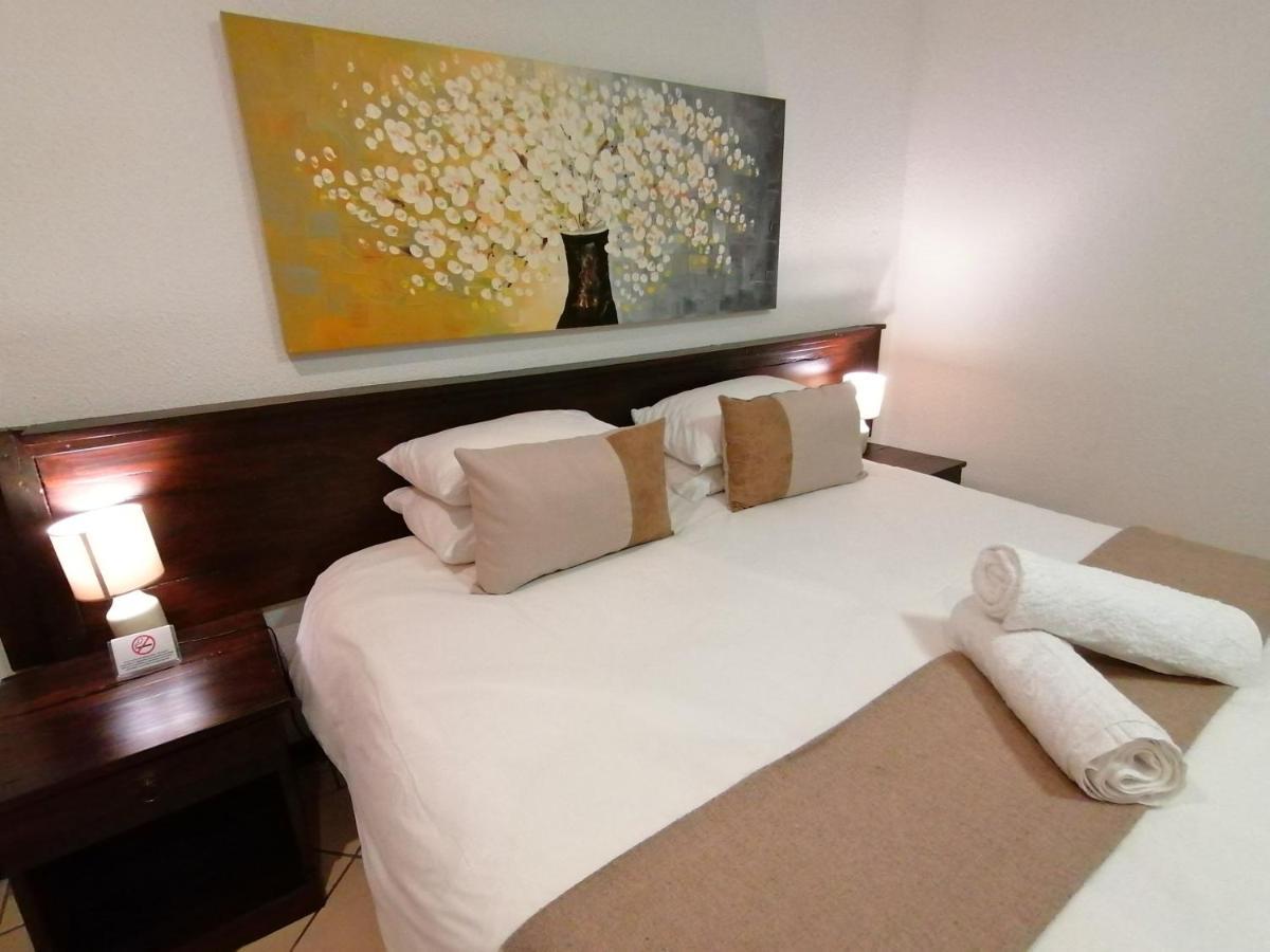 Fourways Bnb Johannesburg Esterno foto